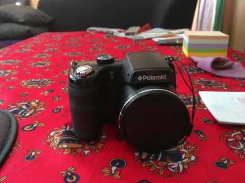 Fotoaparát Polaroid iS2132