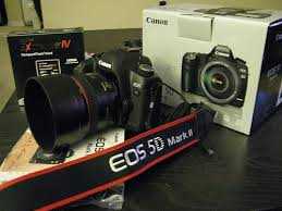 Canon EOS 5D Mark II Full Frame DSL