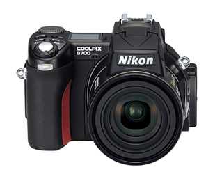 digitalní fotoaparát NIKON Coolpix 